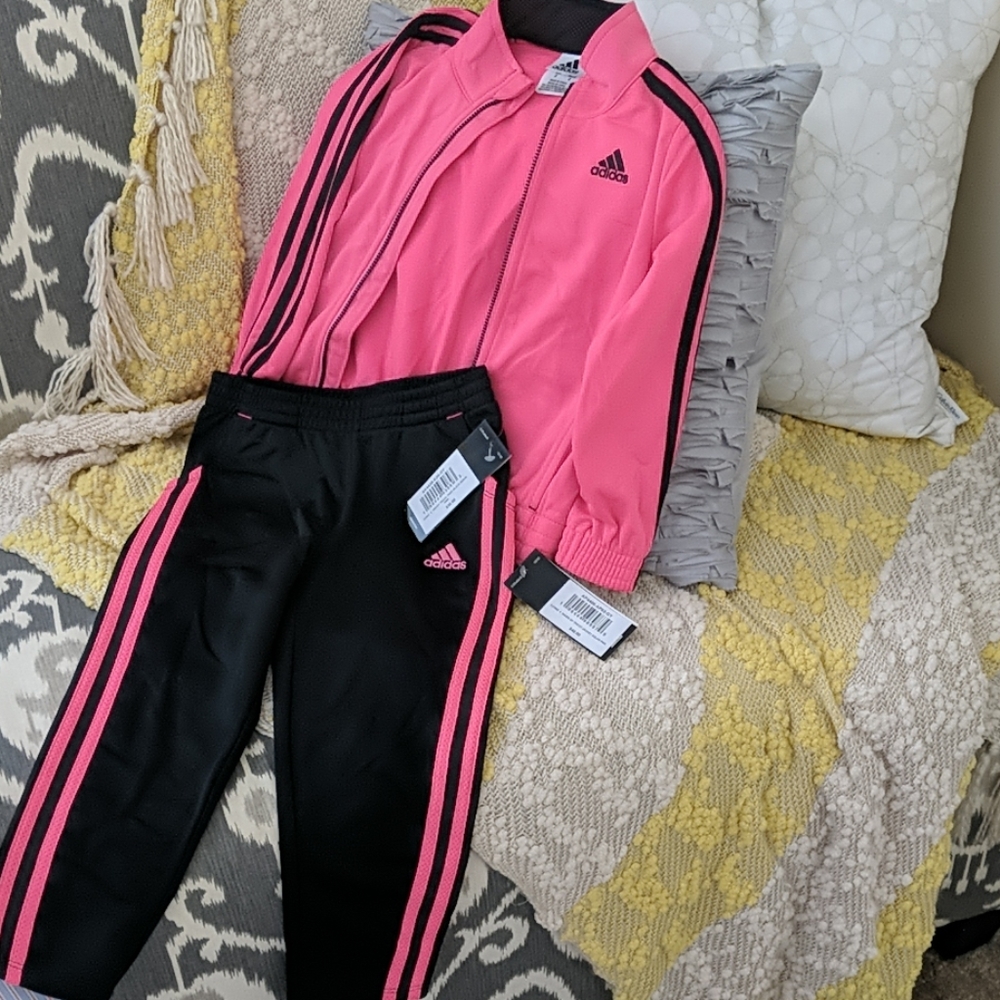 NWT girls size 4 Adidas tracksuit